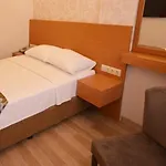 Hotel Onarslan *