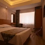 Szálloda Onarslan Uşak