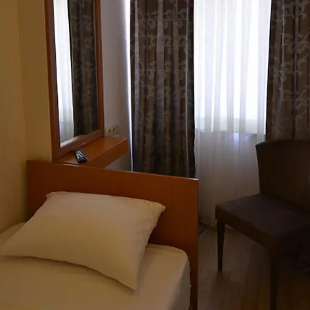 Hotell Onarslan Uşak